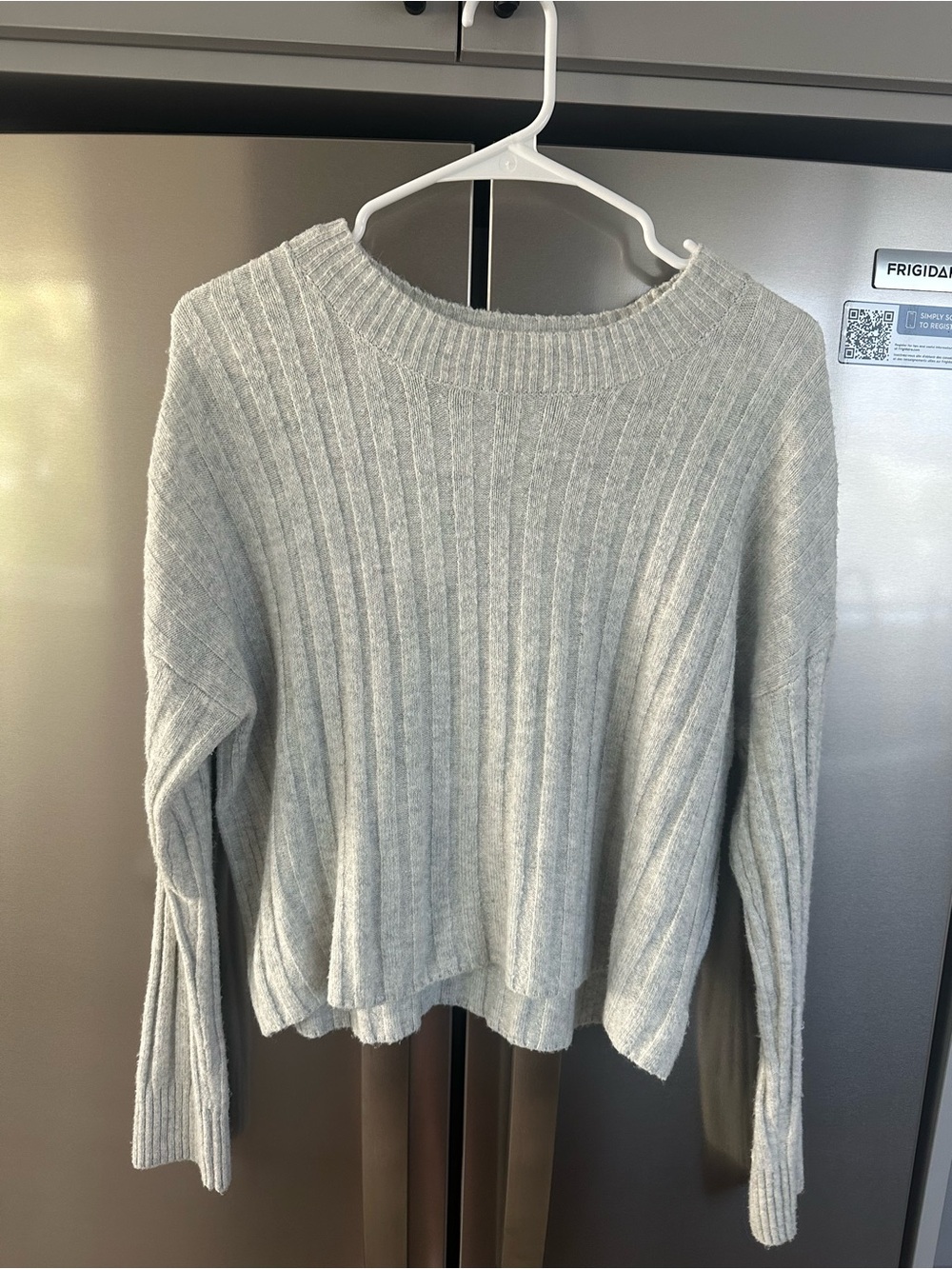 American Eagle Light Gray Ribbed Crewneck Women's Sweater